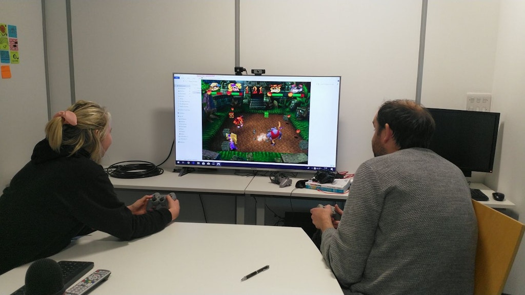 Mim and Ant competing at video games - Mim is winning!